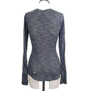 Lululemon Gray‎ Space Dye Top 6 Stretch Knit Lightweight Thumb Holes Pullover